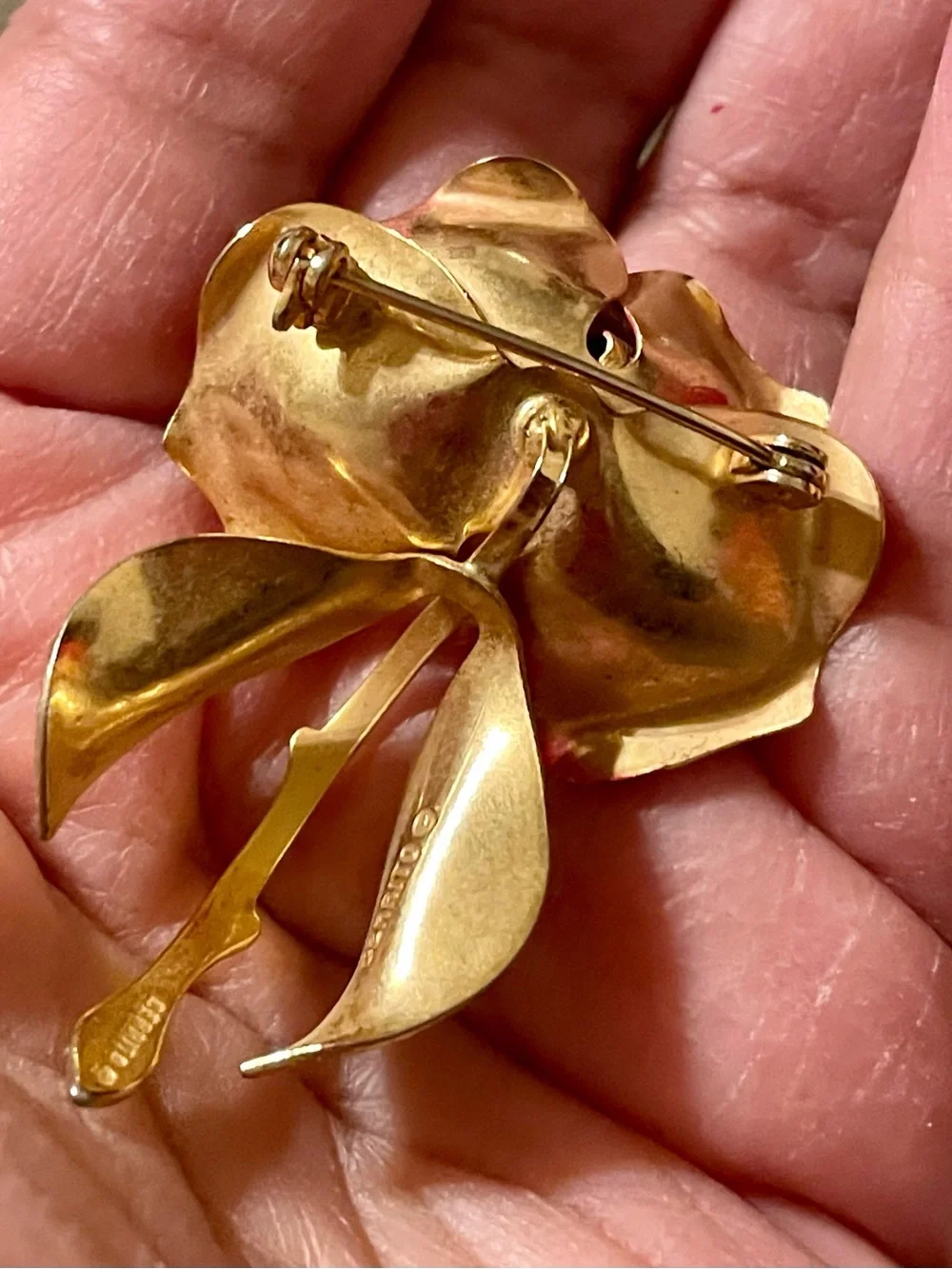 Vintage Rose Brooch with Gold Leaves